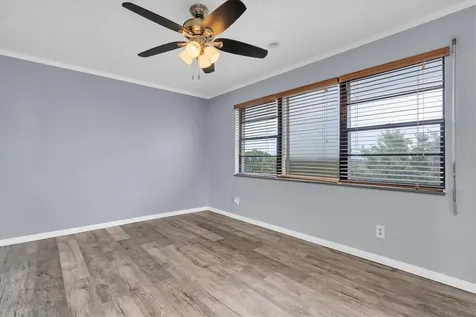 8198 Terrace Garden Drive St Petersburg FL 33709