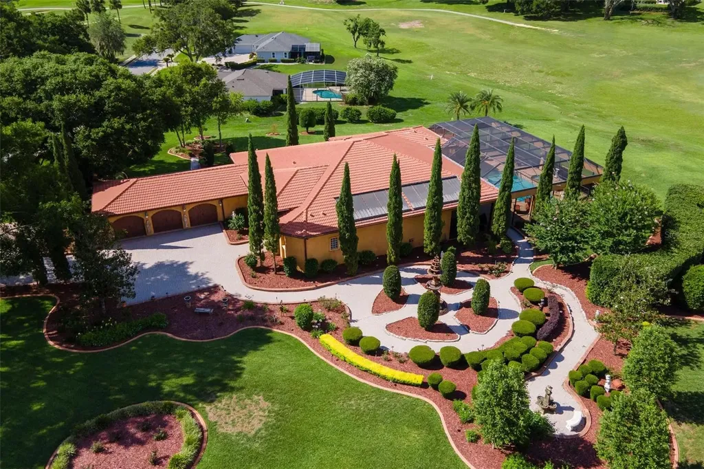5235 Greens Drive Lady Lake FL 32159