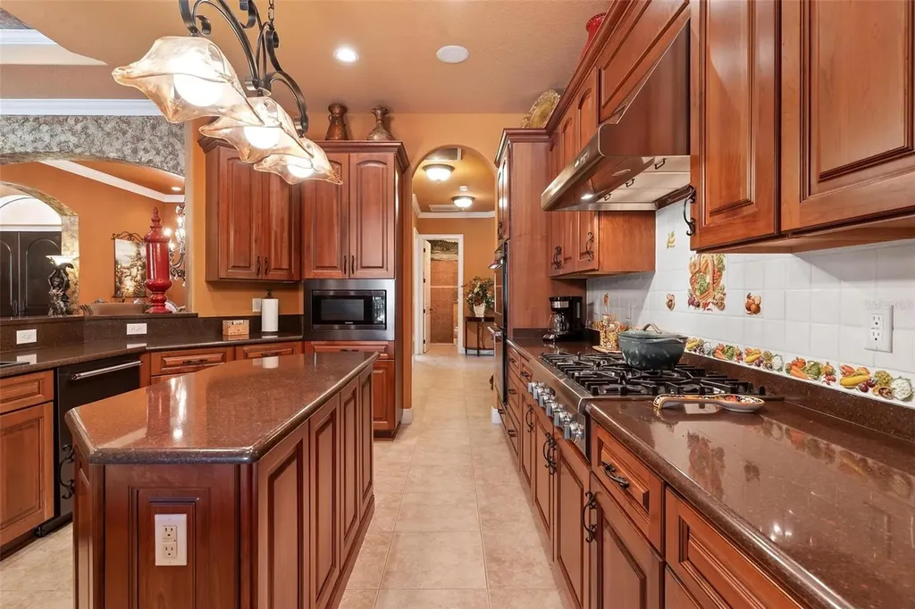 5235 Greens Drive Lady Lake FL 32159