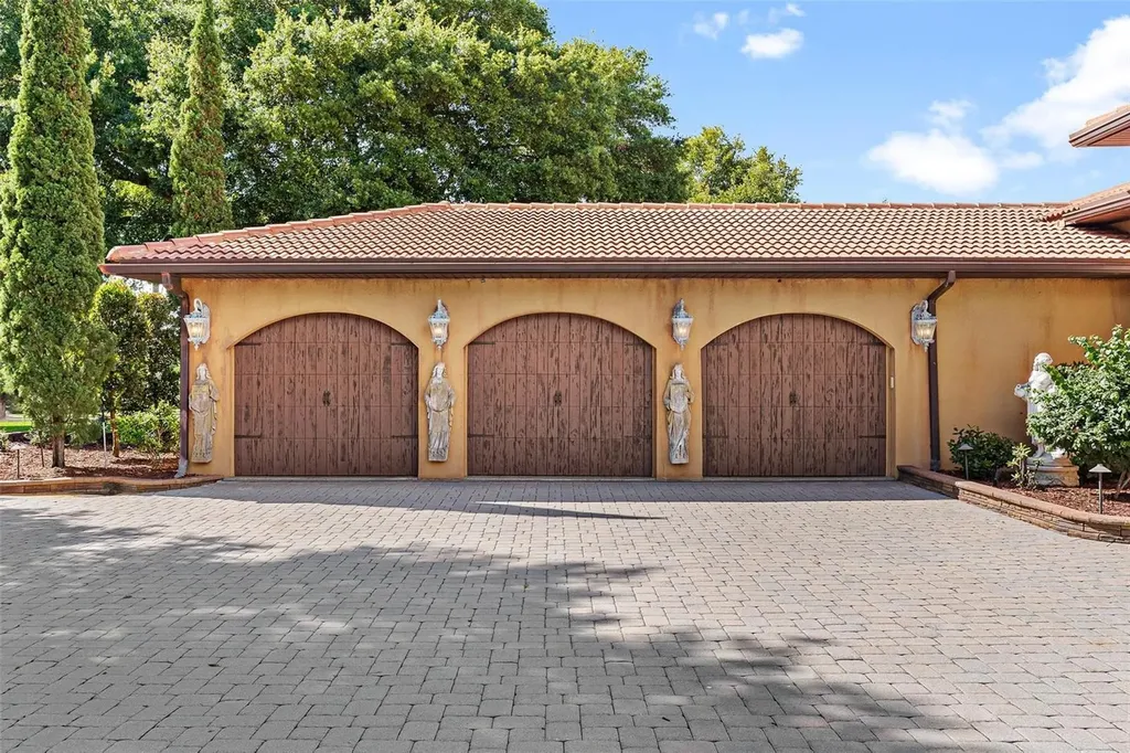 5235 Greens Drive Lady Lake FL 32159