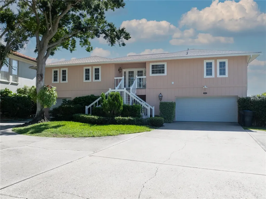 6663 Bayou Grande Boulevard NE St Petersburg FL 33702
