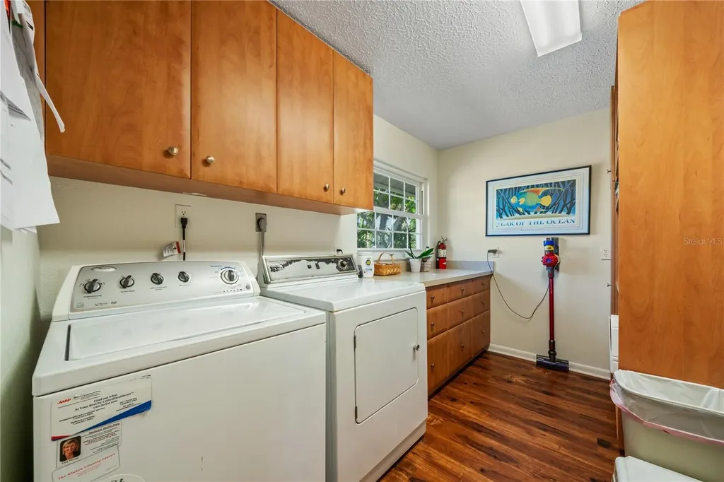 6663 Bayou Grande Boulevard NE St Petersburg FL 33702
