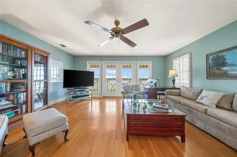 6663 Bayou Grande Boulevard NE St Petersburg FL 33702