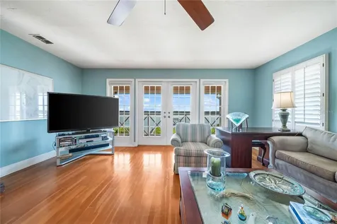 6663 Bayou Grande Boulevard NE St Petersburg FL 33702