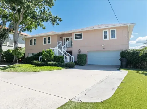 6663 Bayou Grande Boulevard NE St Petersburg FL 33702