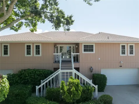 6663 Bayou Grande Boulevard NE St Petersburg FL 33702