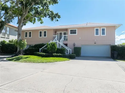 6663 Bayou Grande Boulevard NE St Petersburg FL 33702