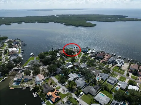 6663 Bayou Grande Boulevard NE St Petersburg FL 33702