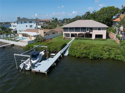 6663 Bayou Grande Boulevard NE St Petersburg FL 33702