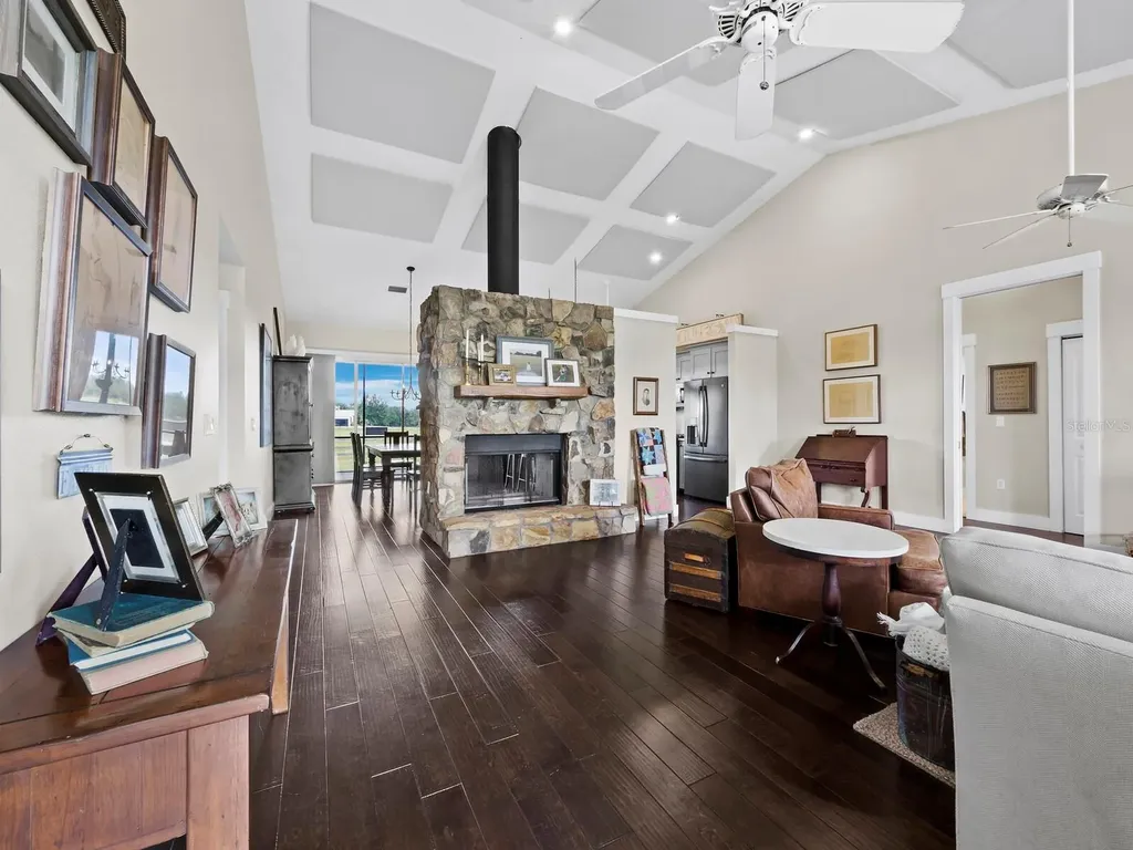3100 Lena Lane Sarasota FL 34240