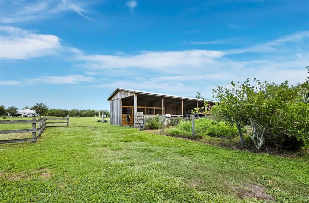 3100 Lena Lane Sarasota FL 34240