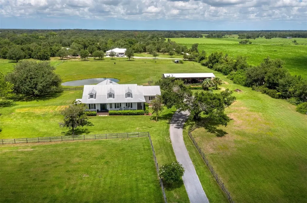 3100 Lena Lane Sarasota FL 34240