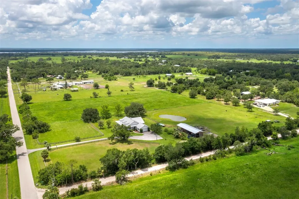 3100 Lena Lane Sarasota FL 34240