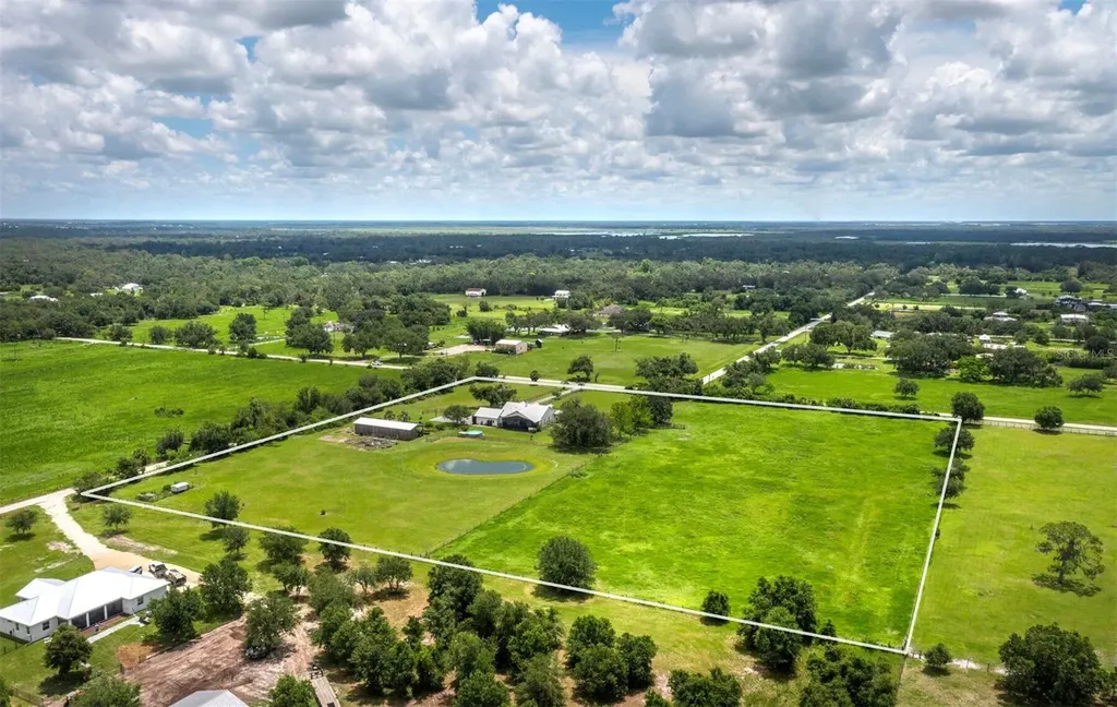 3100 Lena Lane Sarasota FL 34240