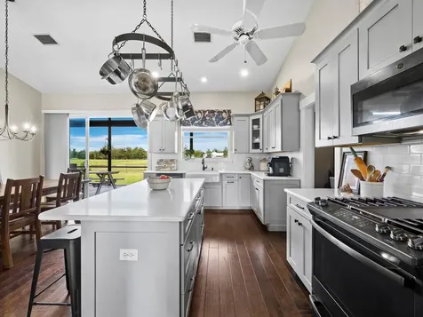 3100 Lena Lane Sarasota FL 34240