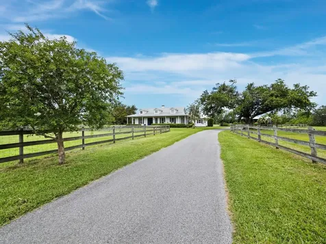 3100 Lena Lane Sarasota FL 34240
