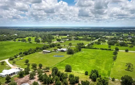 3100 Lena Lane Sarasota FL 34240