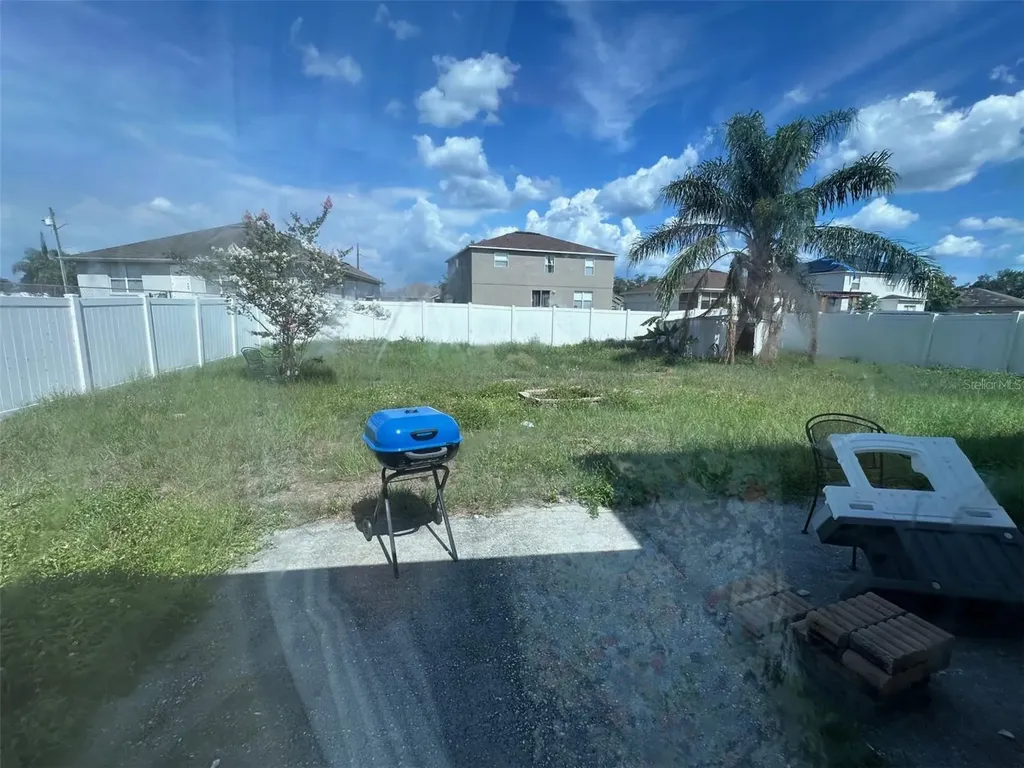 1909 Lakeview Place Kissimmee FL 34759