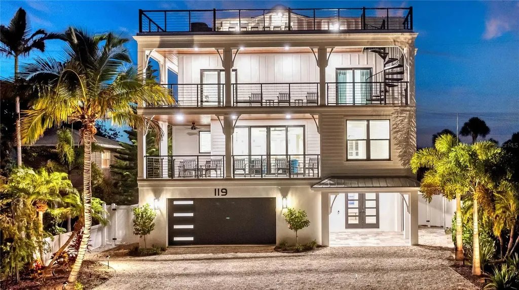 119 Avenida Messina Sarasota FL 34242