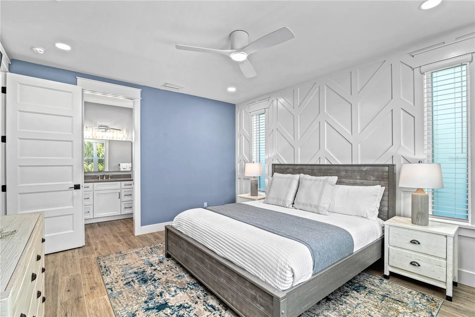119 Avenida Messina Sarasota FL 34242