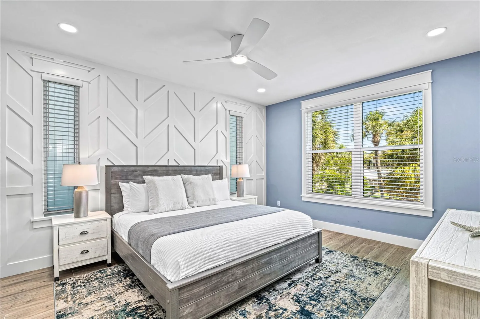 119 Avenida Messina Sarasota FL 34242