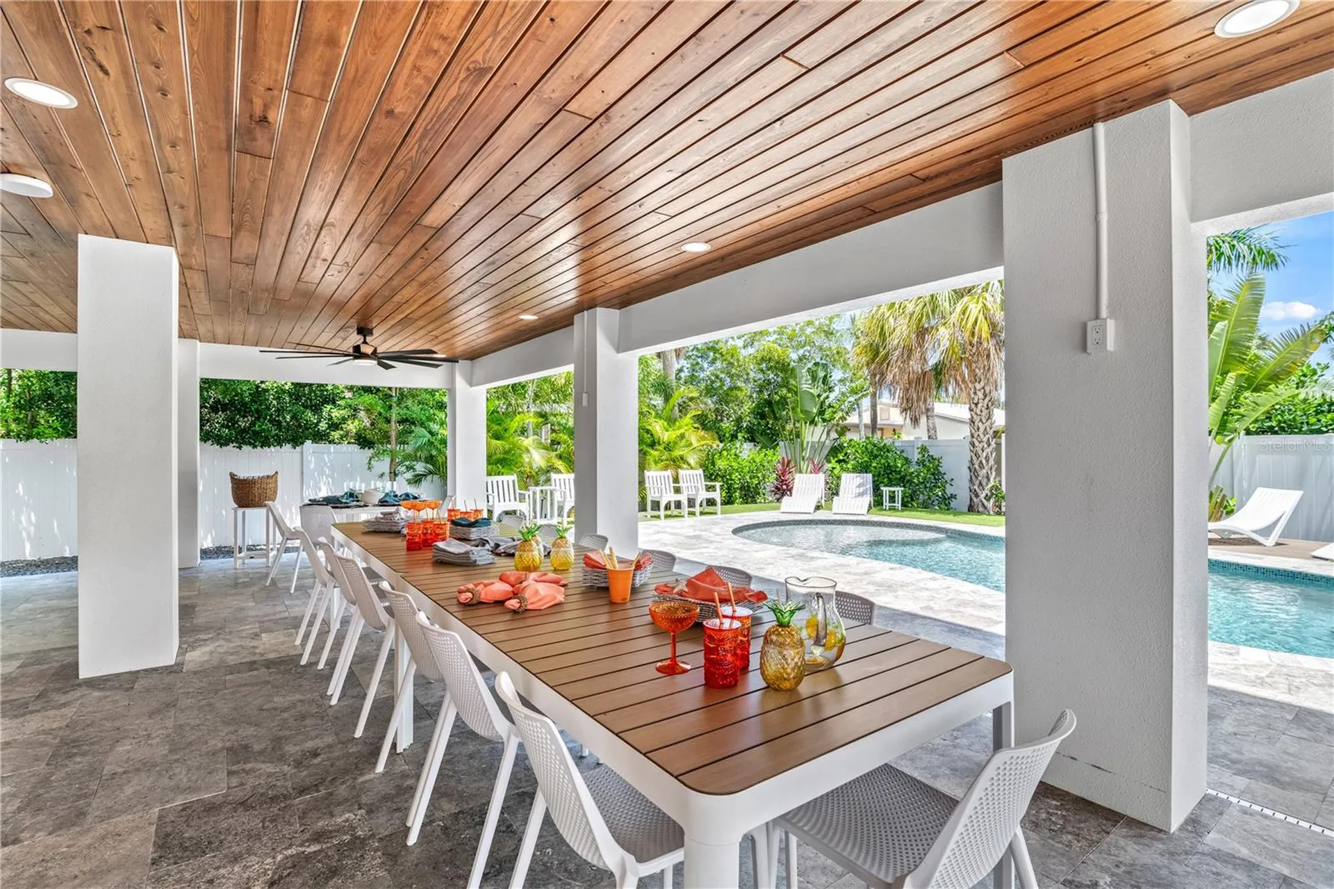 119 Avenida Messina Sarasota FL 34242