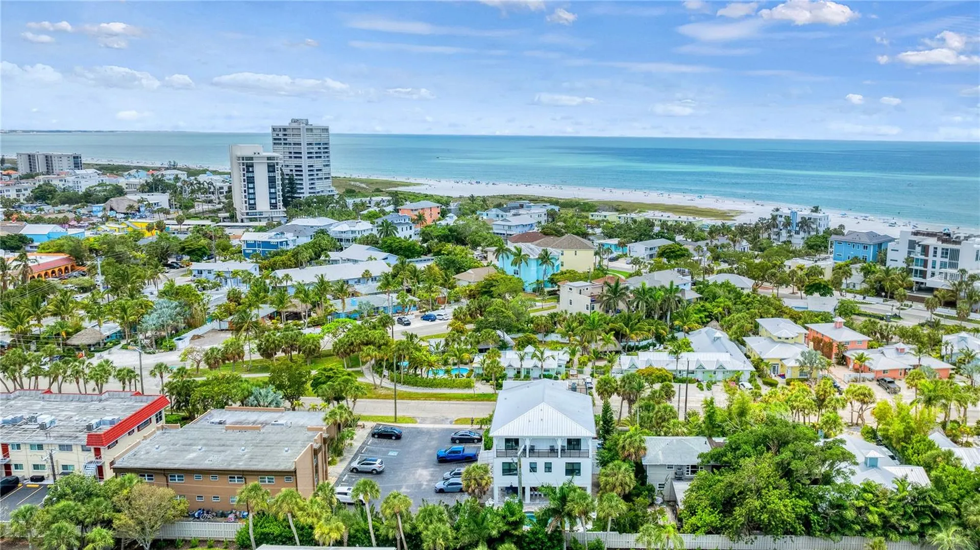 119 Avenida Messina Sarasota FL 34242