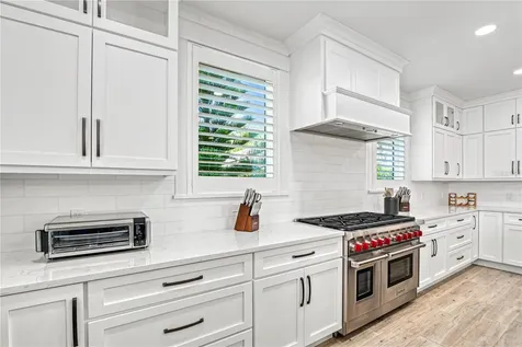 119 Avenida Messina Sarasota FL 34242