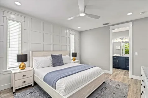 119 Avenida Messina Sarasota FL 34242