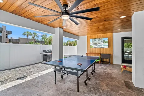 119 Avenida Messina Sarasota FL 34242