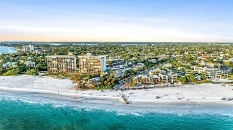 119 Avenida Messina Sarasota FL 34242