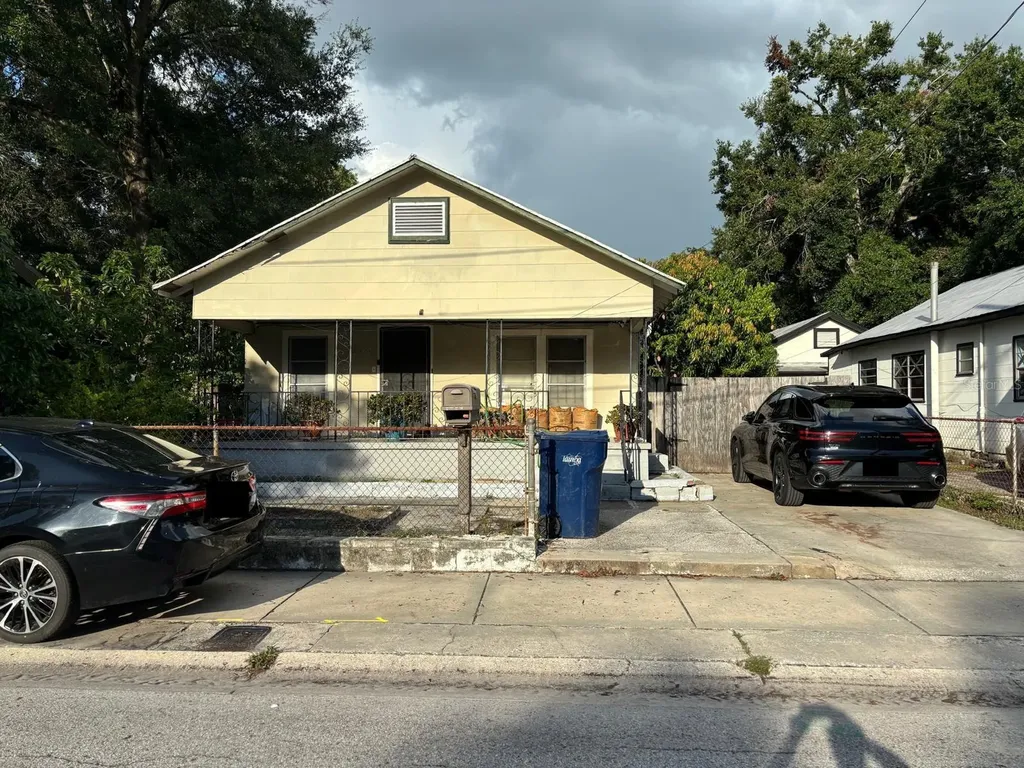 2909 N 11th Street Tampa FL 33605