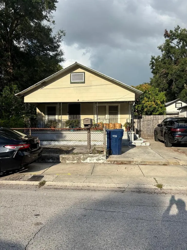 2909 N 11th Street Tampa FL 33605