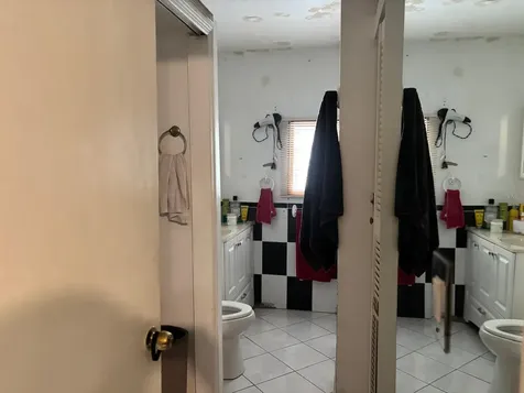2909 N 11th Street Tampa FL 33605