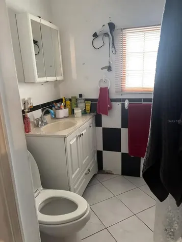 2909 N 11th Street Tampa FL 33605
