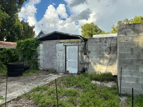 2909 N 11th Street Tampa FL 33605