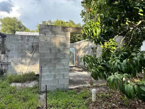 2909 N 11th Street Tampa FL 33605