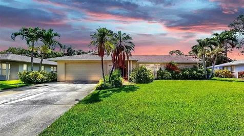 8671 11th Street N St Petersburg FL 33702
