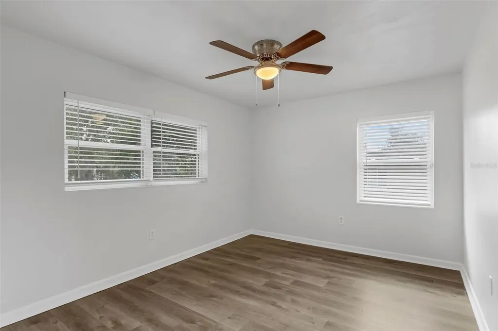 203 E Lakeview Avenue Eustis FL 32726