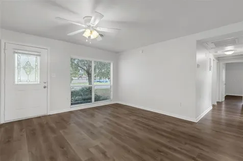 203 E Lakeview Avenue Eustis FL 32726