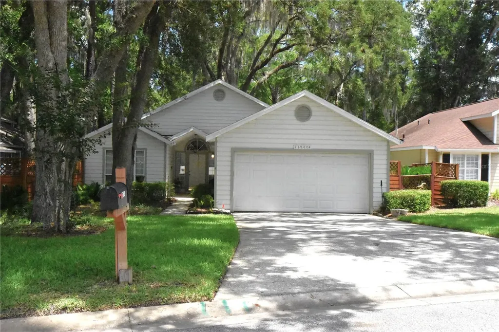 12314 NW 8th Place Newberry FL 32669