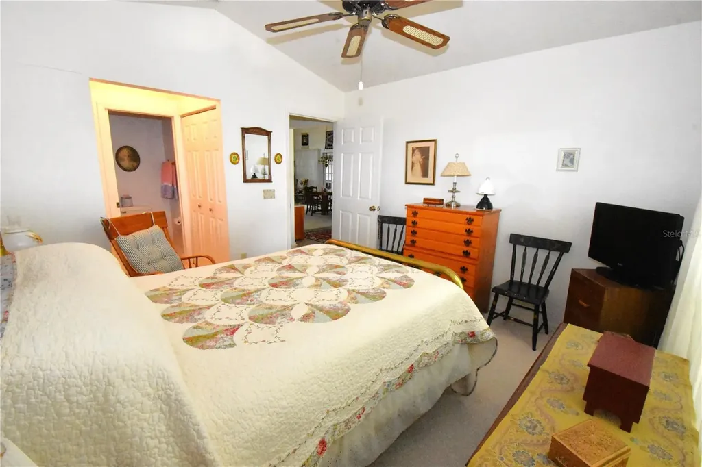 12314 NW 8th Place Newberry FL 32669