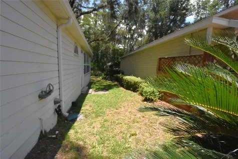 12314 NW 8th Place Newberry FL 32669