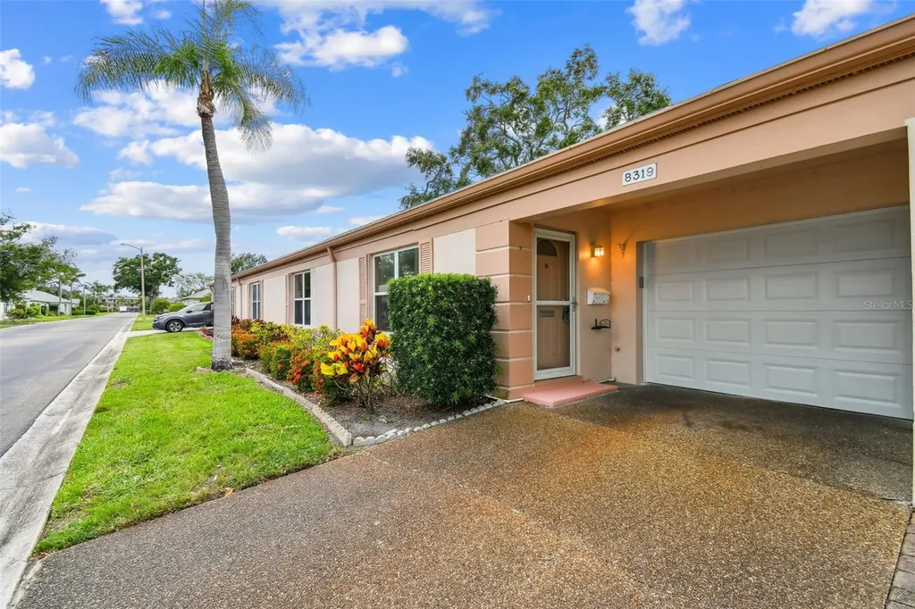 8319 Annwood Road Seminole FL 33777