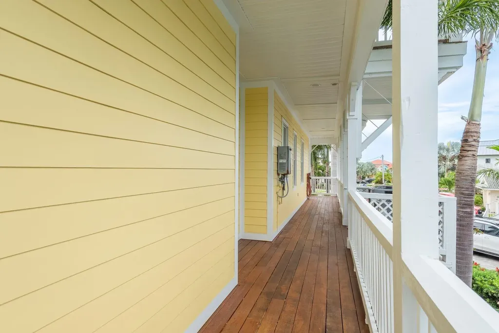 442 Midway Island Clearwater Beach FL 33767