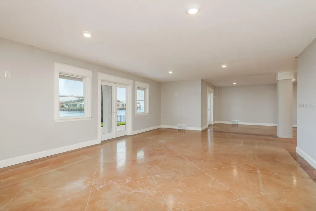 442 Midway Island Clearwater Beach FL 33767