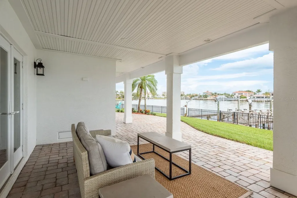 442 Midway Island Clearwater Beach FL 33767