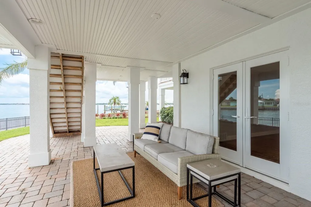 442 Midway Island Clearwater Beach FL 33767