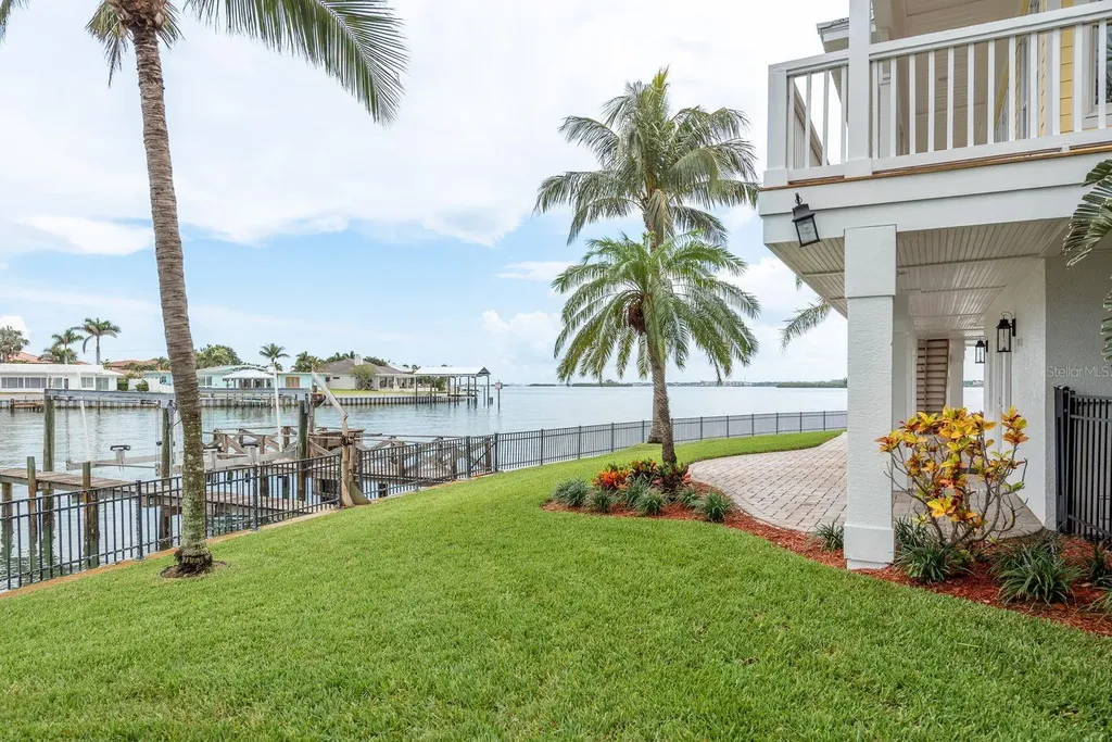 442 Midway Island Clearwater Beach FL 33767