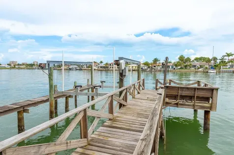 442 Midway Island Clearwater Beach FL 33767